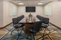 Hilton Bellevue - Business