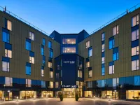 Courtyard by Marriott London Heathrow Airport Hotel dekat Bandara Heathrow
