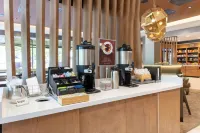SpringHill Suites Durham City View - breakfast