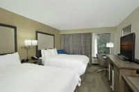 Hampton Inn Madison - parking