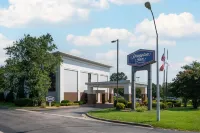 Hampton Inn Raleigh/Clayton-I-40 - 2 estrellas