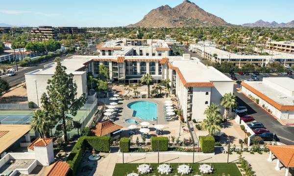 Embassy Suites by Hilton Scottsdale Resort
