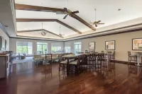 Homewood Suites by Hilton Louisville-East - parking