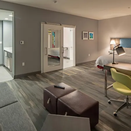 Hampton Inn & Suites by Hilton Plano Dallas