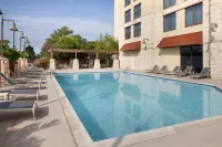 Embassy Suites by Hilton San Marcos Hotel Conference Center - Swimmingpools