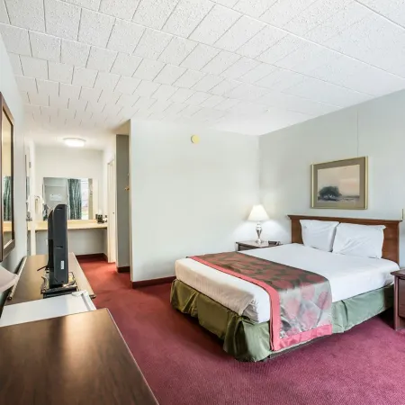 Red Carpet Inn & Suites
