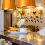 River Island Hotel - bar