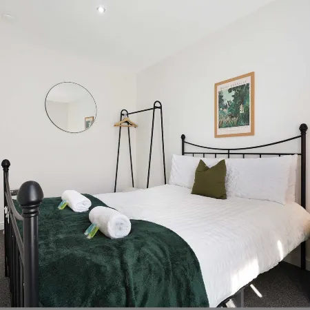 Contractor Friendly2br Great Wi-fi by Stay With Us