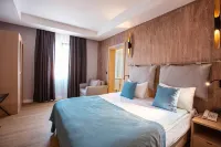 ELIADA HOTEL - ที่มีบาร์