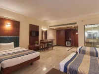 Shenbaga Hotel and Convention Centre Hotels near Immaculate Conception Cathedral
