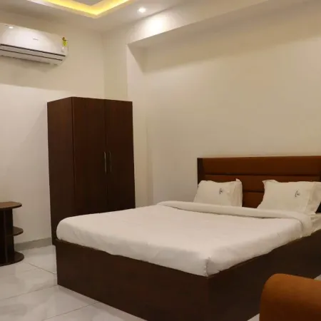 Hotel Ladli Ji Inn