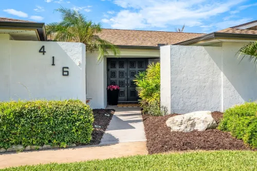 416 S Banana River Blvd - Pools