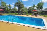 Red Carpet Inn Houma - Bãi đậu xe
