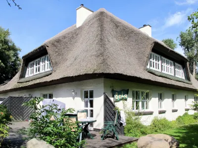 Bela 3 Hotels near KNAUS Camping- und Ferienhauspark Rügen