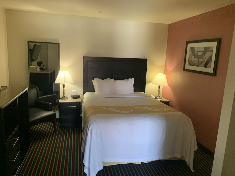 Quality Inn & Suites Del Rio