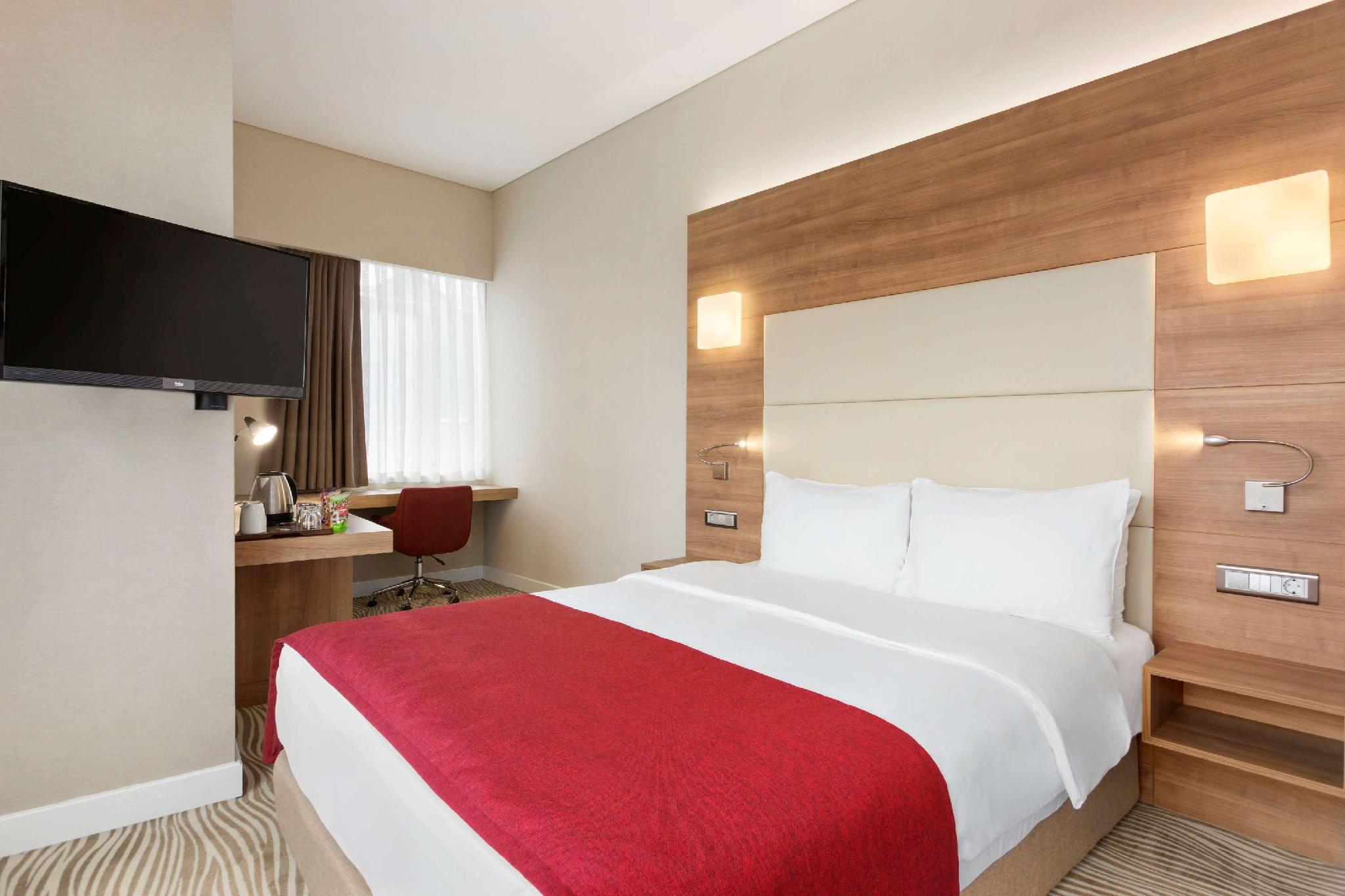 Ramada Encore Istanbul Kartal