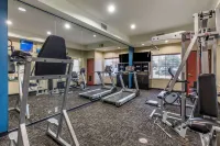 Comfort Inn & Suites Paris - Gym