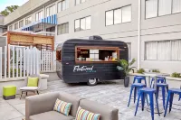 DoubleTree Suites by Hilton Hotel Nashville Airport - bar