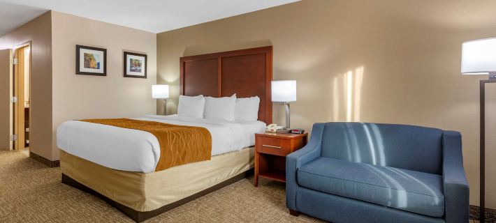 Comfort Inn Smithfield Near I-95 Hotels in Johnston County