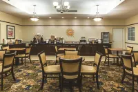 La Quinta Inn & Suites by Wyndham Sebring Hotels in Sebring