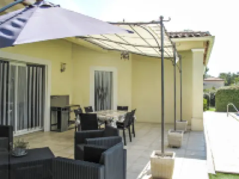 Au Romarin Hotels in Bagnols-en-Foret