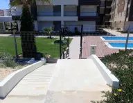 Beach Front Luxury Living Apartment - parking