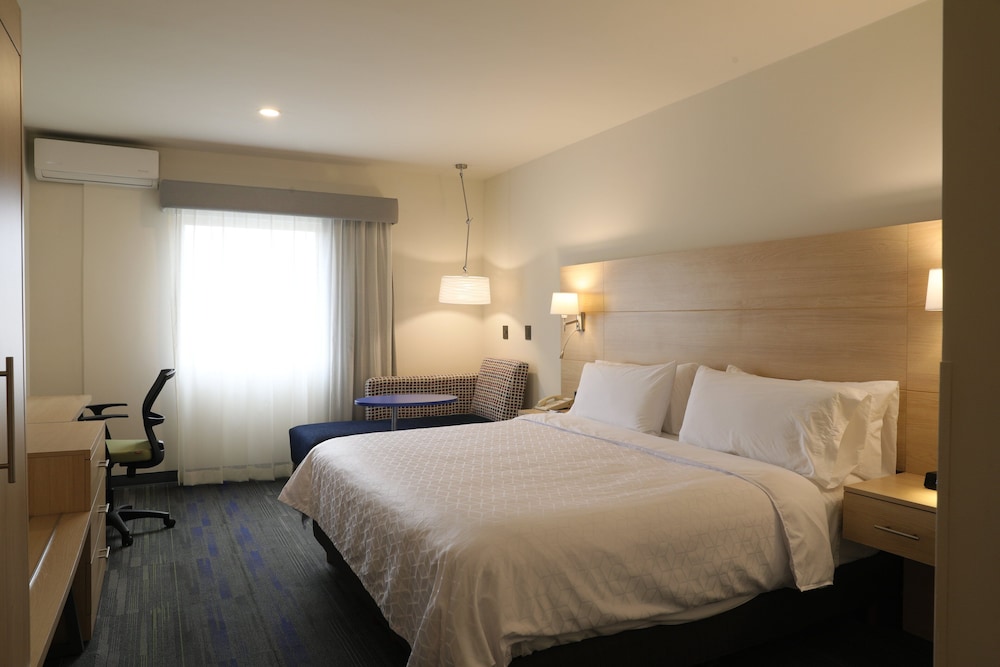 Holiday Inn Express Piedras Negras, an Ihg Hotel