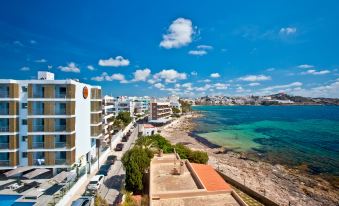 Ryans Ibiza Apartments - Only Adults