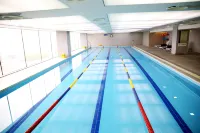 The Riverside Hotel - piscina