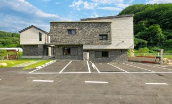 Chuncheon Sampogil Pool Villa