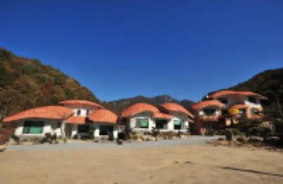 속리산 천왕봉가는길에 펜션 법주사 주변 호텔