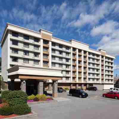 Holiday Inn Niagara Falls State Park Entry Hotel Exterior