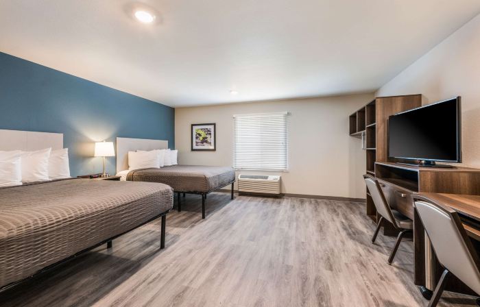 WoodSpring Suites Linden