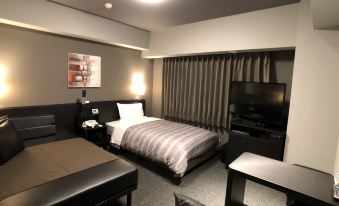 Hotel Route-Inn Yamanashi Chuo