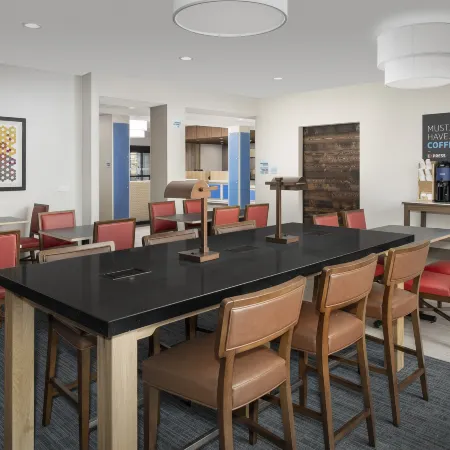 Holiday Inn Express & Suites PUYALLUP (TACOMA AREA) by IHG