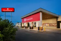 Ramada by Wyndham Bismarck Hotels in Bismarck
