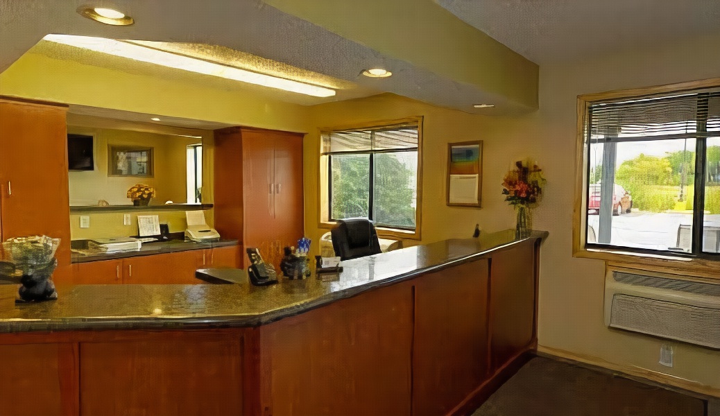 Americas Best Value Inn & Suites International Falls