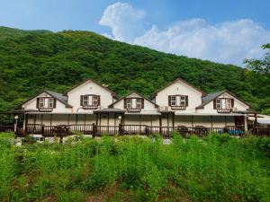 Yangsan Cheongnim Oak Valley Pension