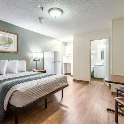 HomeTowne Studios by Red Roof Atlanta – Norcross South Hotels near Jain Society of Greater Atlanta