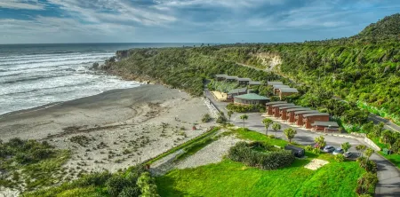 Scenic Hotel Punakaiki Отели рядом с достопримечательностью «Панкейк Рокс Лукаут»