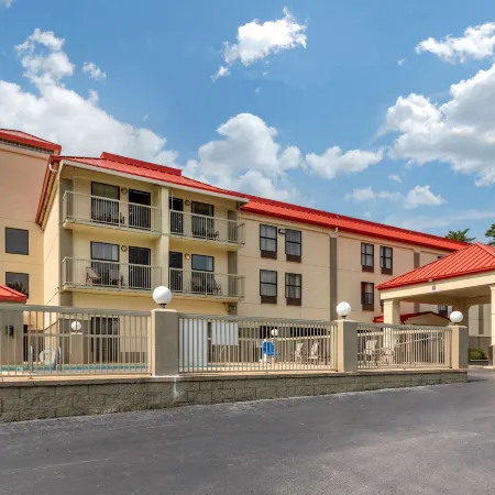 Comfort Inn Biltmore West