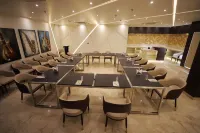 Aura - A Boutique Hotel