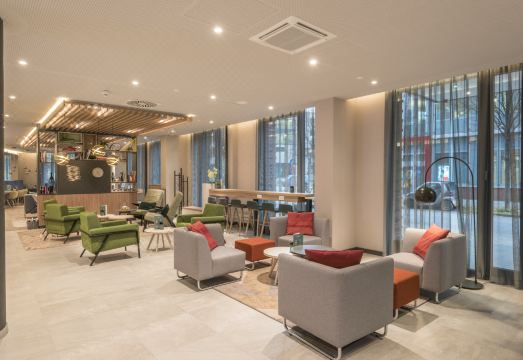 홀리데이 인 피트니스 시설 이미지