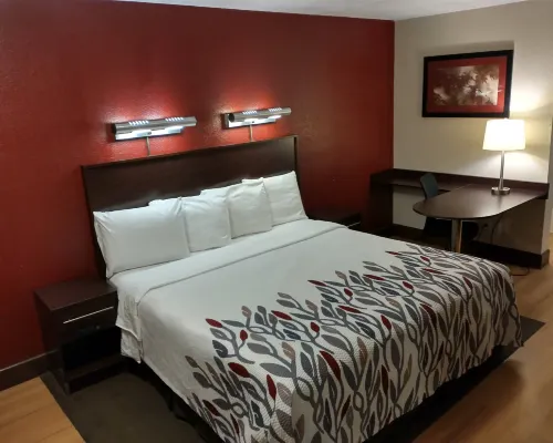 Red Roof Inn Santa Ana Hotels in Santa Ana