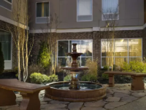 Best Western Plus Desoto Hotels in Olive Branch