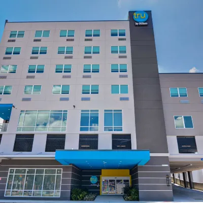 Tru by Hilton St. Petersburg Downtown Central Ave Hotels near Tropicana Field