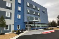 Microtel Inn & Suites by Wyndham Hot Springs - 2-Star