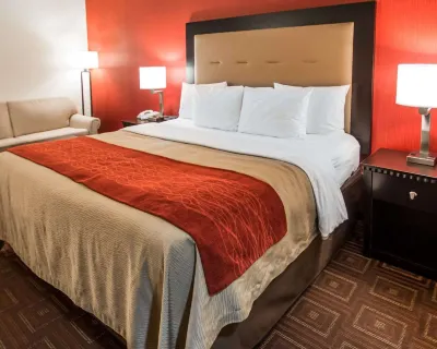 Quality Inn & Suites NJ State Capital Area Hotels in Ewing