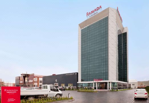 라마다 바이 윈덤 시바스