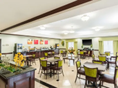 Comfort Suites Beaumont I-10 Hotels in Beaumont